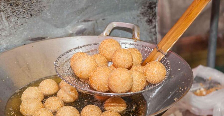 Beijing: Hutong Culinary Walking Tour with 15+ Tastings - How adventurous should your food choices be?