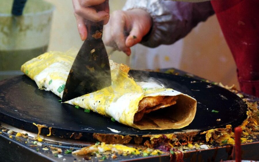 Beijing: Hutong Culinary Walking Tour with 15+ Tastings - Sesame cakes, fried twists, and Beijing’s sweet side