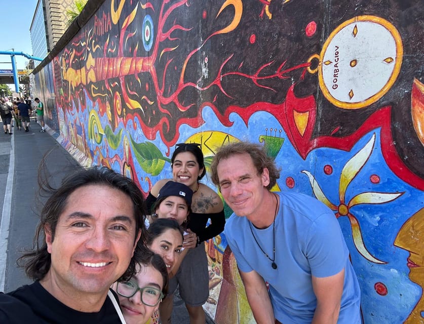 Berlin: Berlin Wall & East Side Gallery Walking Tour - Why the Berlin Wall makes a strong starting point