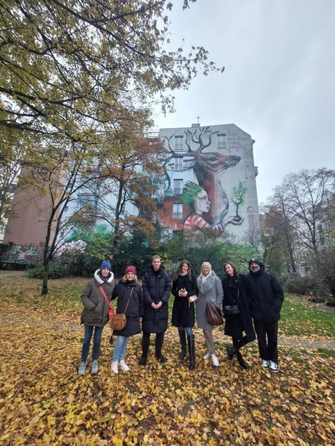 Berlin: Berlin Wall & East Side Gallery Walking Tour - Practical planning for a cold or wet Berlin day