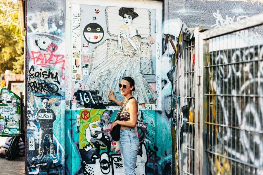 Berlin: City Street Art Guided Walking Tour - Friedrichshain: where the city becomes an open-air gallery