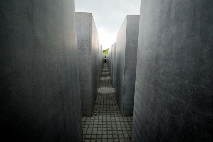 Berlin: Discover Berlin Walking Tour - Key details of the Berlin walking tour