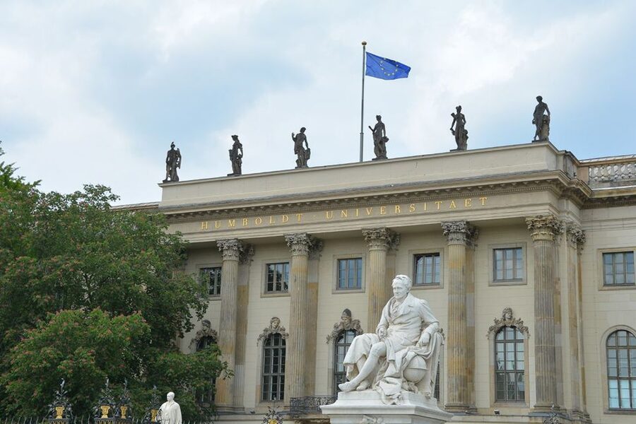 Berlin: Historic Center Walking Tour with a Real Berliner - Unter den Linden and Frederick the Great
