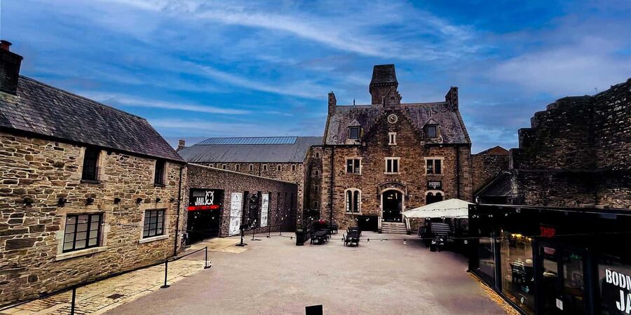 Bodmin: Bodmin Jail Entry Ticket & Dark Walk - Bodmin Jail and its place in Cornwall