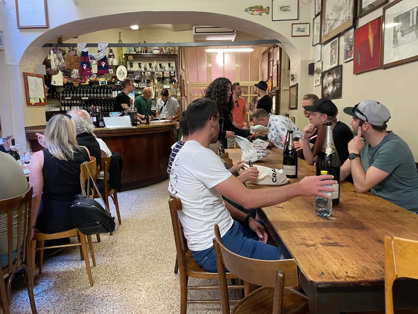 Bologna: Walking Food Tour and Highlights with a Local Guide - Bologna on a plate, not just on a postcard
