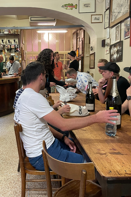 Bologna: Walking Food Tour and Highlights with a Local Guide - Starting at Piazza Galvani