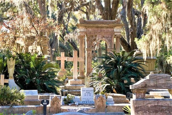 Bonaventure Cemetery Walking Tour with Transportation - Why Bonaventure Works Best With a Guide
