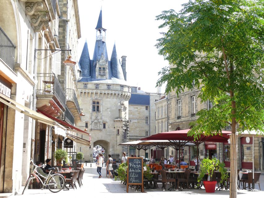 Bordeaux: Guided Walking Tour - Starting beside the Bordeaux Tourist Office