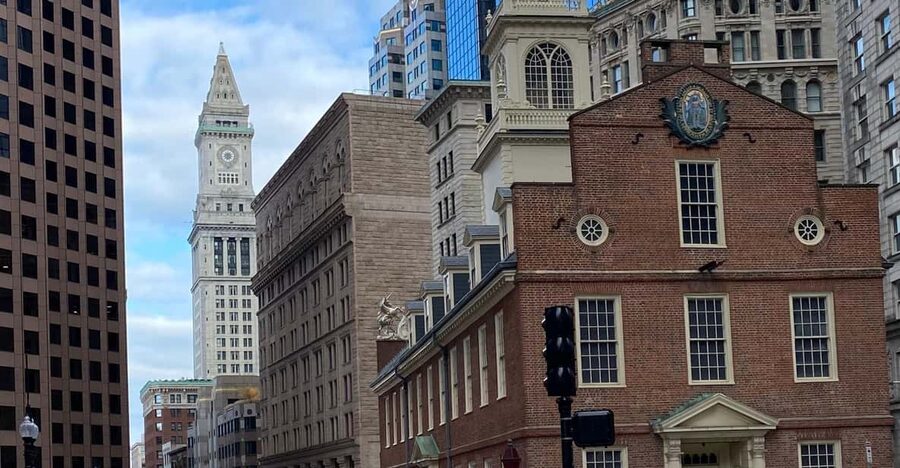 Boston: Freedom Trail Guided Walking Tour in French - Old South Meeting House, Old State House, and the Boston Massacre site