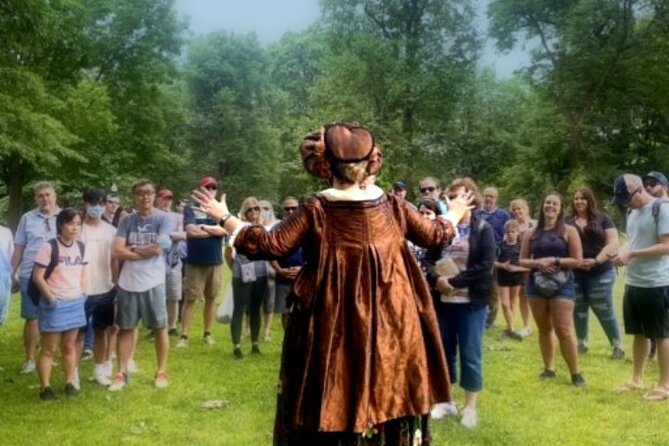 Boston Freedom Trail Walking Tour with Costumed Guide - Why this short route works so well