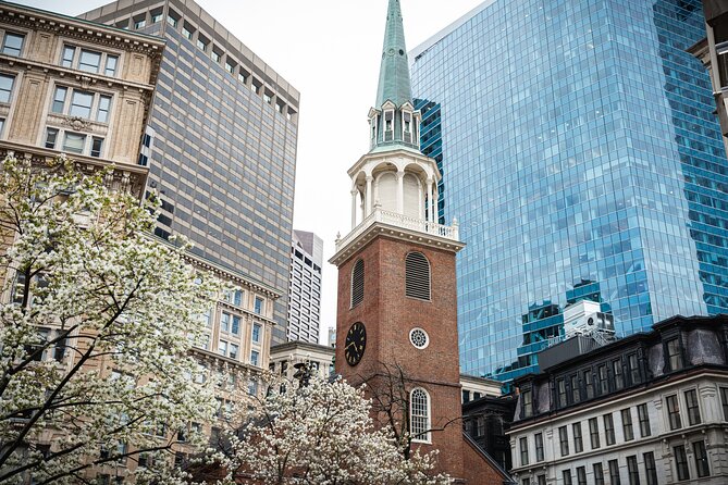 Boston History Tour: Scenic Walk Through Time & Landmarks - Boston Common and the Road Toward Beacon Hill