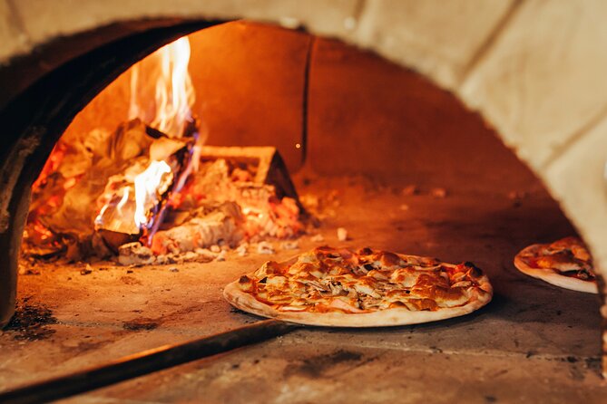 Boston Pizza Lovers Food and History Walking Food Tour - Old North Church and the famous signal