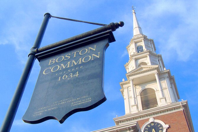 Boston's Freedom Trail: A Revolutionary Walking Tour - King’s Chapel and the city beneath the city