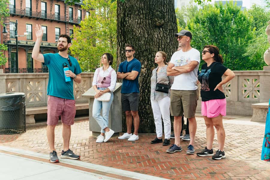 Boston's Freedom Trail: A Revolutionary Walking Tour - Copp’s Hill, USS Constitution, and Bunker Hill