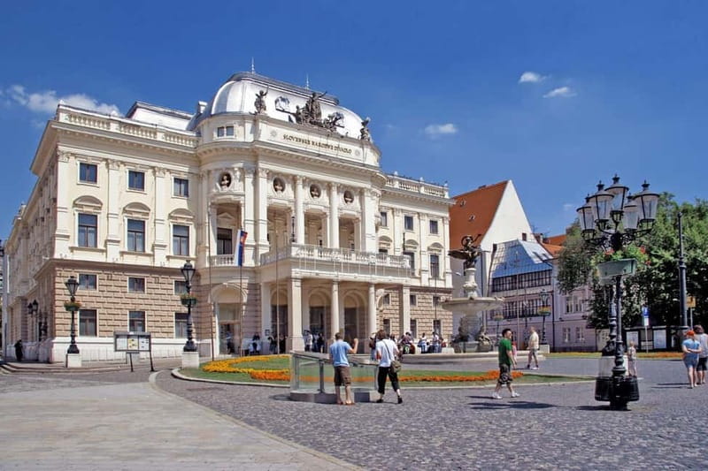 Bratislava: 1-Hour Small Group Walking Tour - Why this one-hour walk works in Bratislava