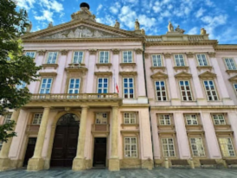 Bratislava: Private Walking Tour with Optional Beer Tasting - The optional beer tasting