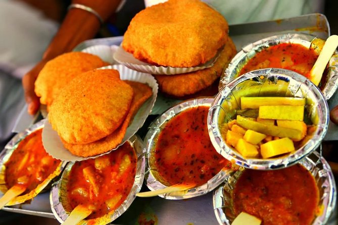 Breakfast Walk in Old Delhi - Khari Baoli, where Old Delhi gets its spice
