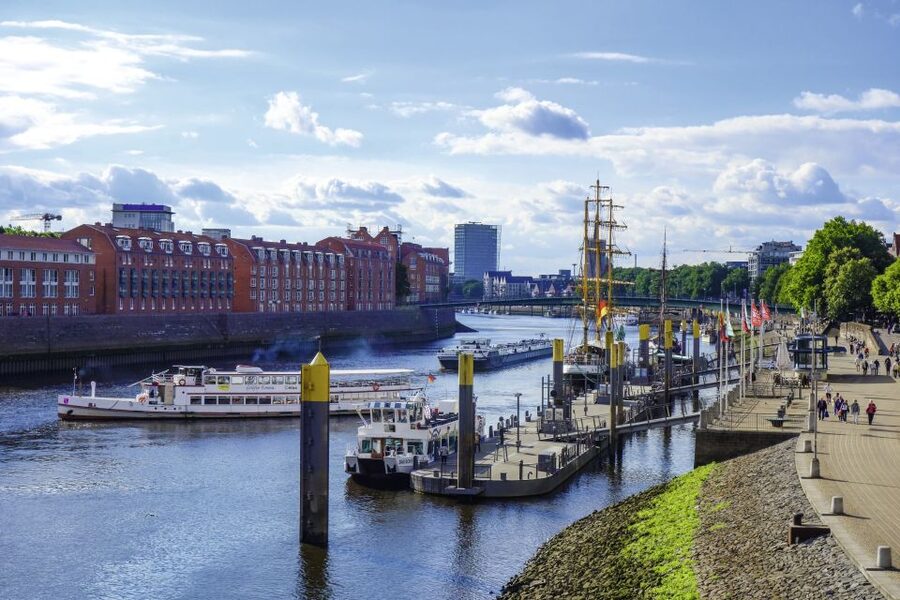 Bremen: City Center Guided Walking Tour - Key points at a glance