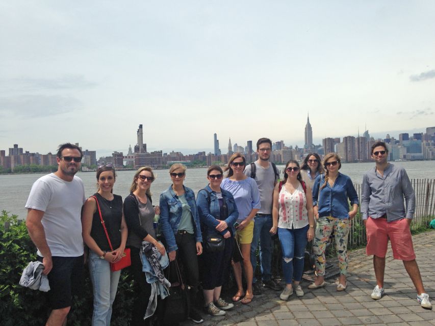 Brooklyn: 2-Hour Best of Brooklyn Walking Tour -Williamsburg - Who should book this Williamsburg walk?