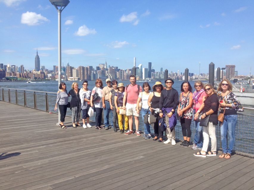 Brooklyn: 2-Hour Best of Brooklyn Walking Tour -Williamsburg - Old industry, beer brewing, and Brooklyn’s working past