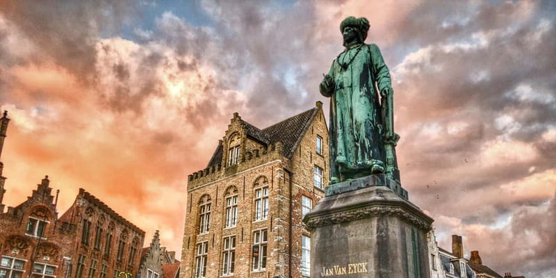 Bruges: Nightly Tales and Untold History Walking Tour - Key points to know before you book