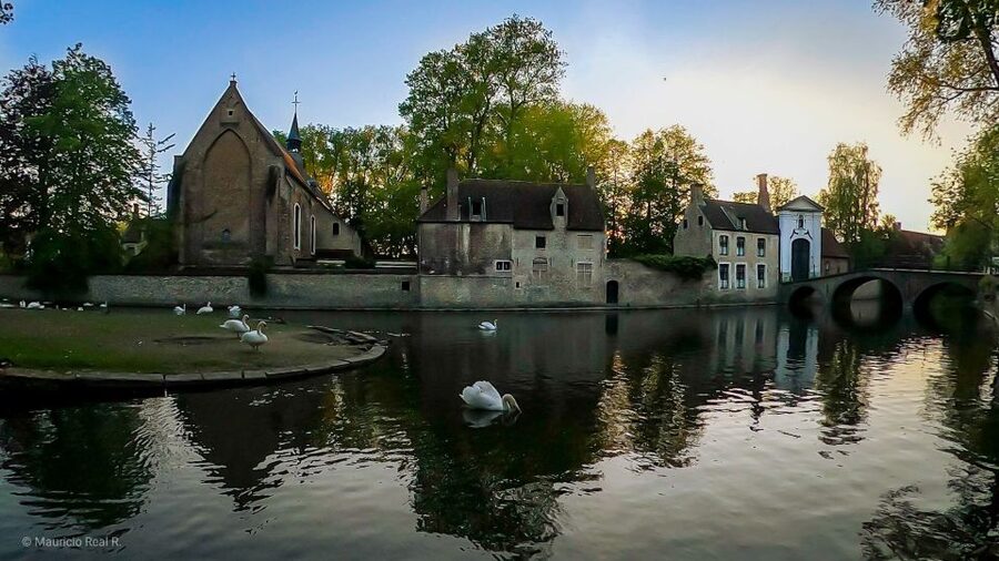 Bruges: Private Historical Highlights Walking Tour - Market Square and the city’s medieval power
