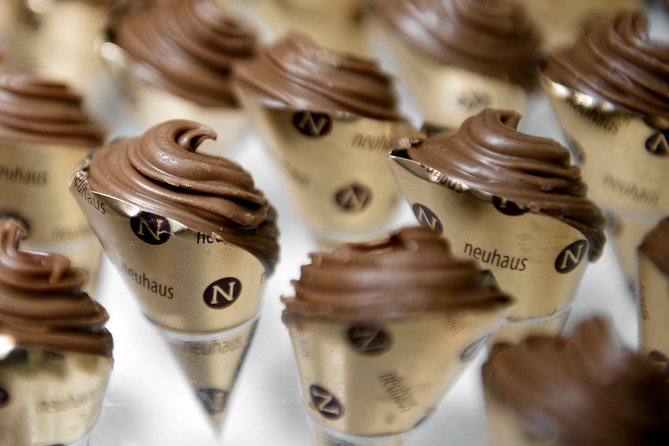Brussels Chocolate Walking Tour and Workshop - A chocolate tour that also gives you your Brussels bearings