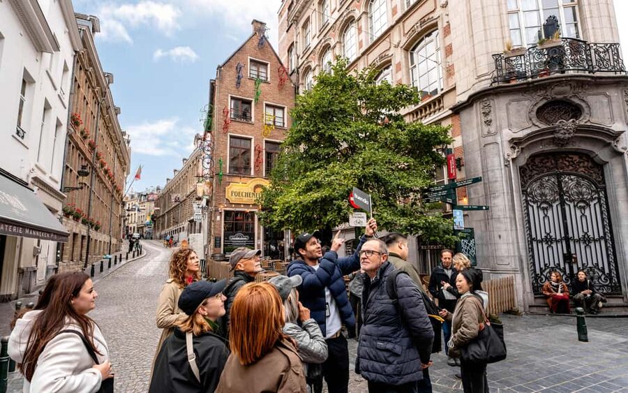 Brussels: Guided Walking Tour with Optional Beer Tasting - Finishing at the Bourse with optional Belgian beer