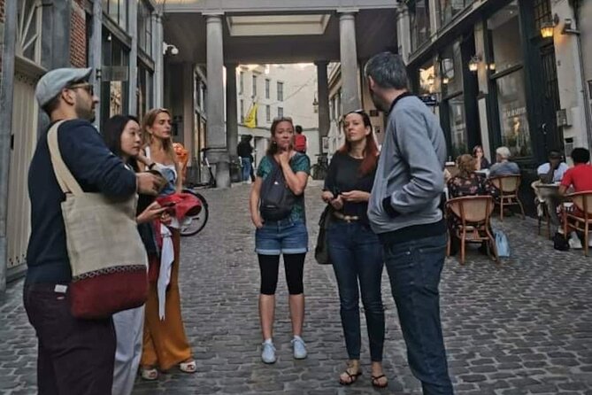 Brussels Walking and Tasting Tour (Beers,Chocolates&Fries/Waffle) - Fries or waffles, with one important choice