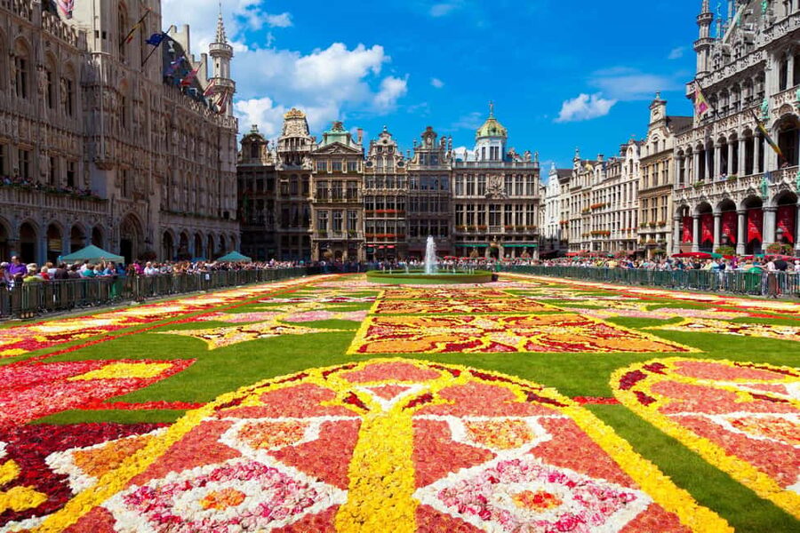 Brussels: Walking Food Tour with Chocolate, Beer, & Waffles - Key points to know before booking