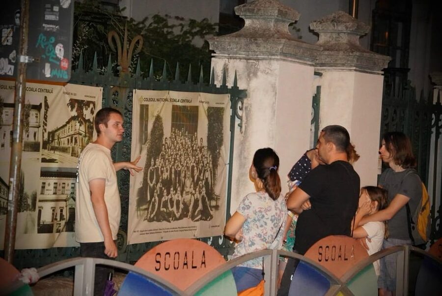 Bucharest: Ghost Stories & Romanian Mythology Walking Tour - Group size, pace, and the cold-weather question