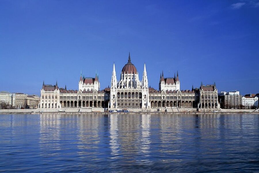 Budapest: 3-Hour Grand City Tour and Castle Walk - Fisherman’s Bastion and Matthias Church