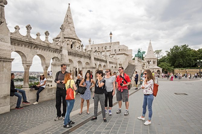 Budapest All in One Small Group Walking Tour with Strudel Stop - Small group value and guide quality