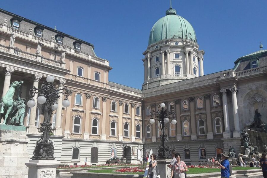 Budapest: Buda Castle District Walking Tour - What the $14 price really buys you