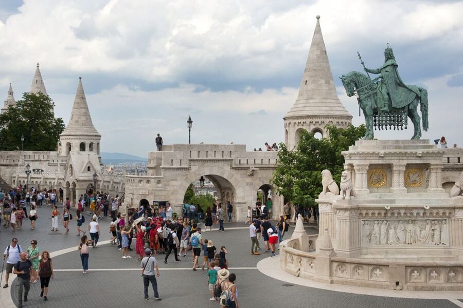 Budapest: Buda Castle District Walking Tour - Starting at Holy Trinity Square and Matthias Church