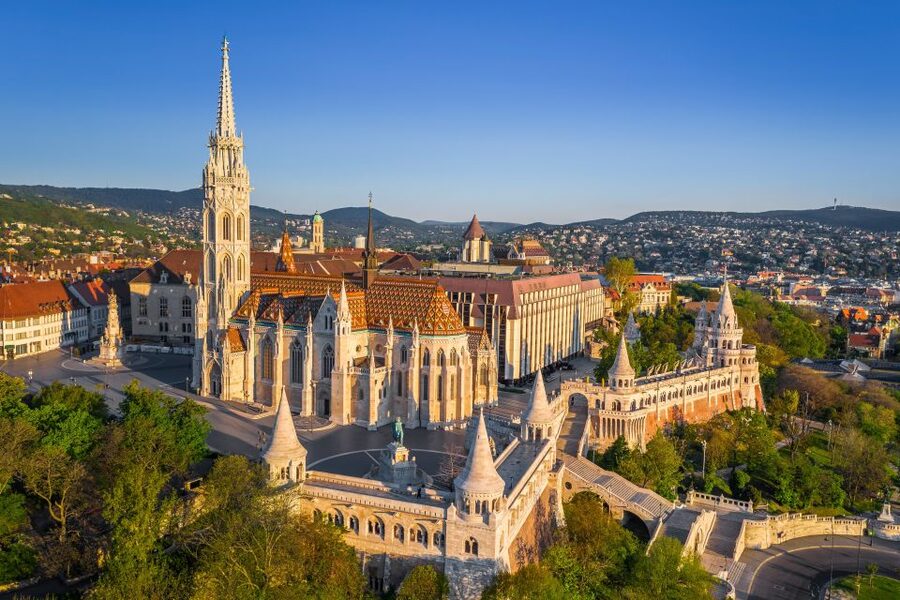 Budapest: Buda Walking Tour - Weather, shoes, and the practical side of the walk