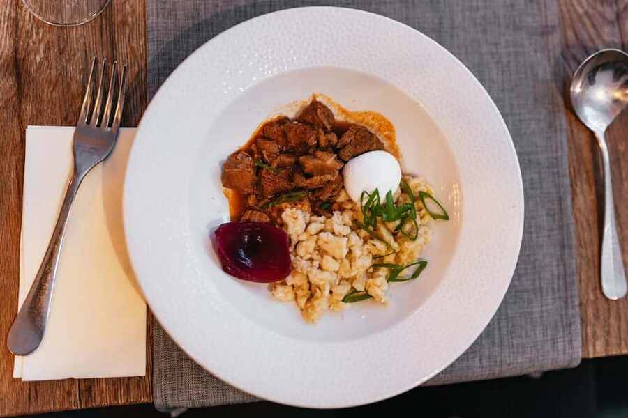 Budapest Food Walking Tour: Eat, Sip & Explore Like a Local - The Jewish Quarter and Budapest’s food story