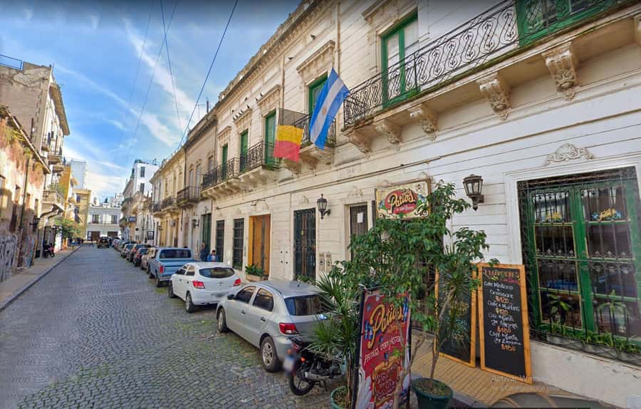 Buenos Aires: San Telmo and Market Guided Walking Tour - Is $13 good value?