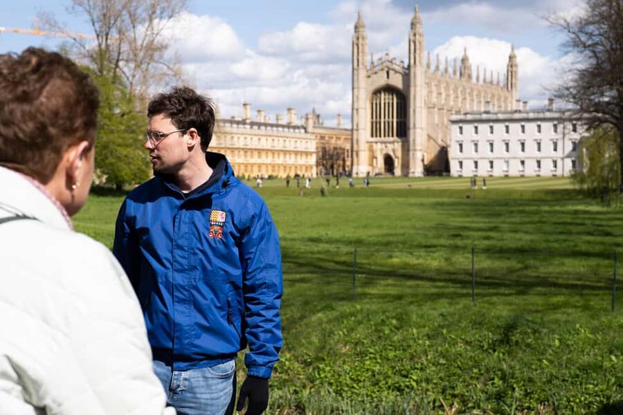 Cambridge: Alumni-Led Walking & Punting Tour w/Kings College - Key points at a glance