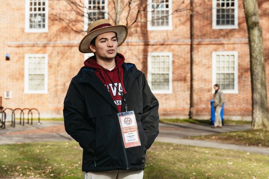 Cambridge: Harvard University Student-Guided Walking Tour - The John Harvard Statue and a classic photo stop