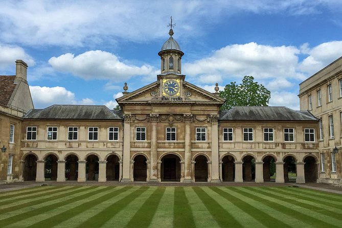 Cambridge: University Walking Tour - Cambridge makes more sense on foot