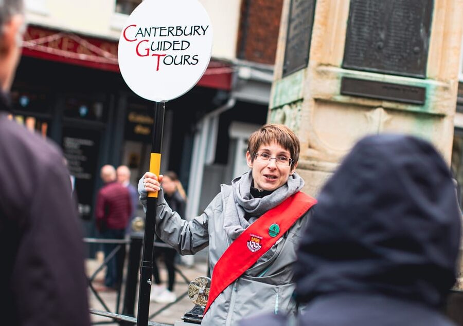 Canterbury: Walking Tour with Green Badge Guide - Why the Green Badge guide matters