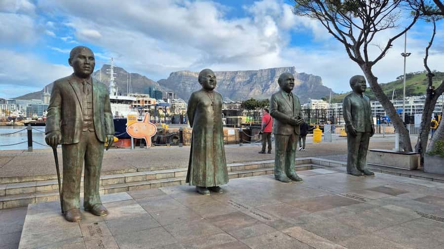 Cape Town: Private Walking Tour with a Local - Safety, comfort, and getting around
