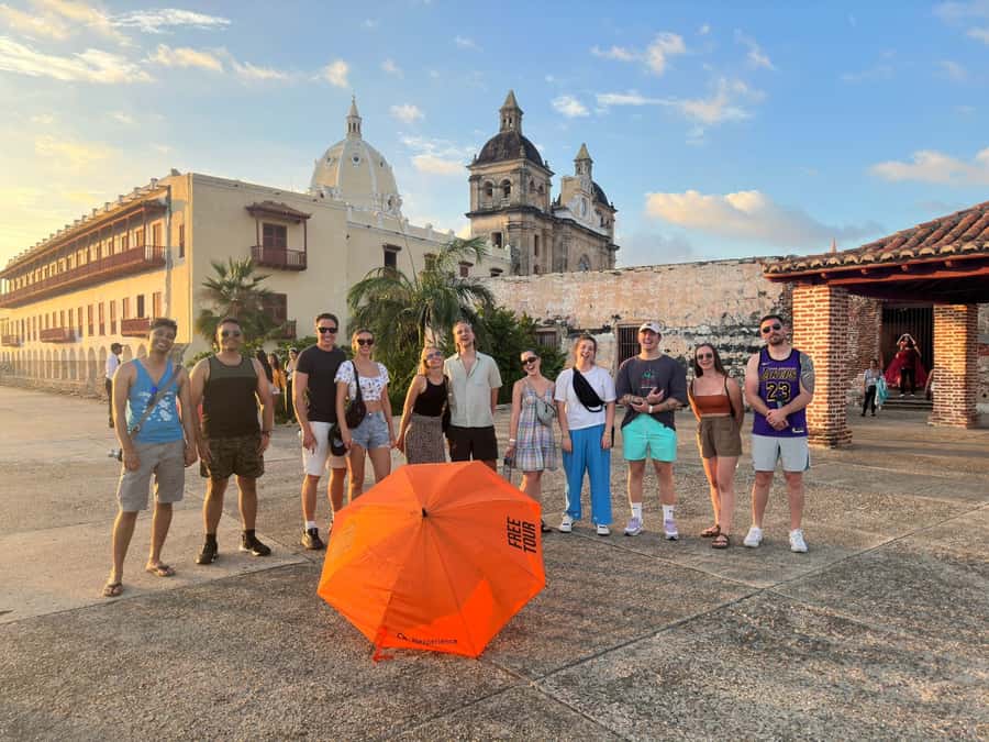Cartagena: Historic Center and Getsemaní Shared Walking Tour - Plaza de la Aduana and Cartagena’s public face