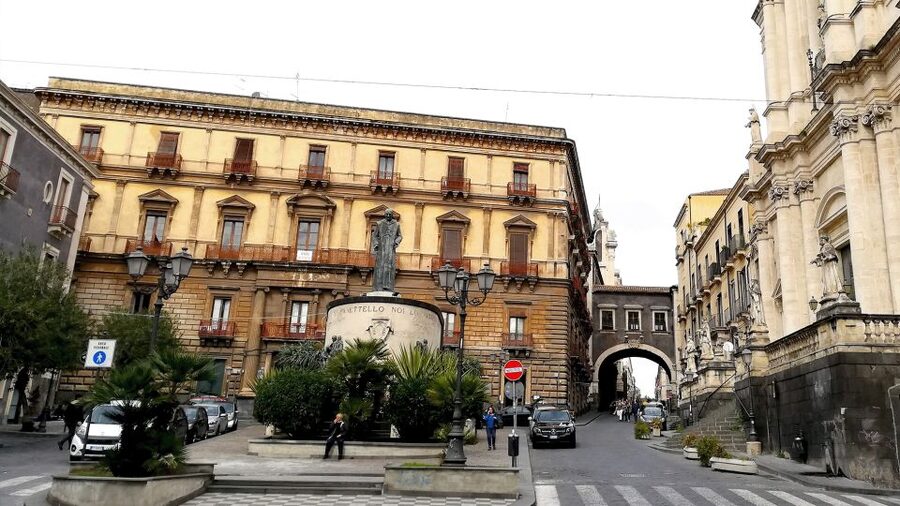 Catania: City Highlights Walking Tour - Key points at a glance