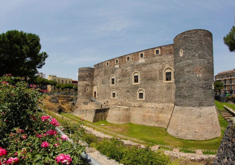 Catania: City Highlights Walking Tour - Who should book this Catania walk?