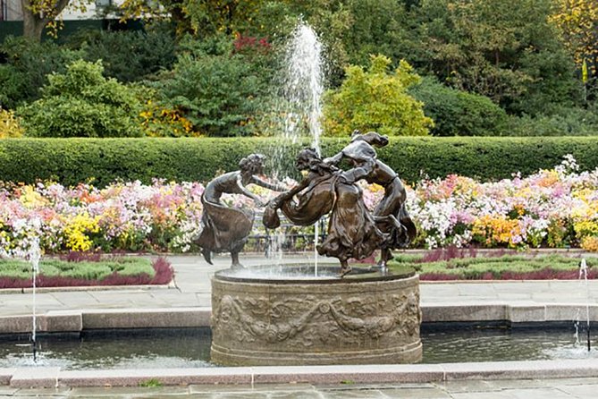 Central Park Guided Walking Tour - Why Central Park makes a better walk than a quick photo stop