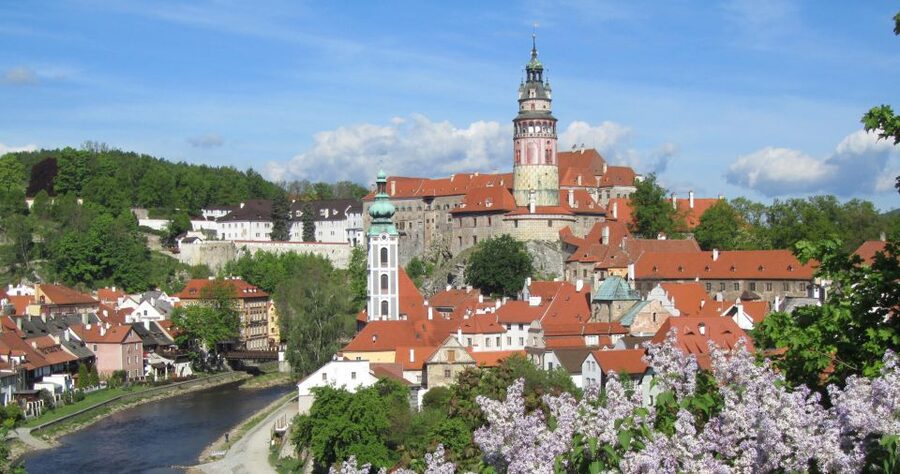 Český Krumlov: 2 Hour Private Walking Tour with Guide - Why a private walk suits Český Krumlov