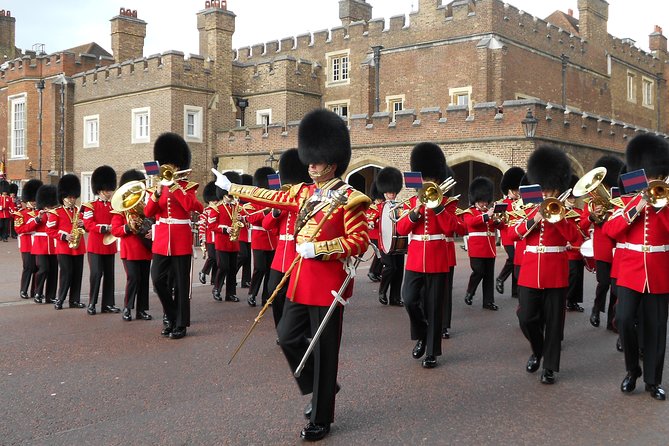 Changing of the Guard Guided Walking Tour in London - Following the guards instead of waiting at the palace
