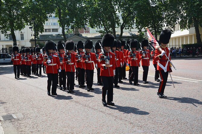 Changing of the Guard Walking Tour - Ceremony changes and Sunday planning
